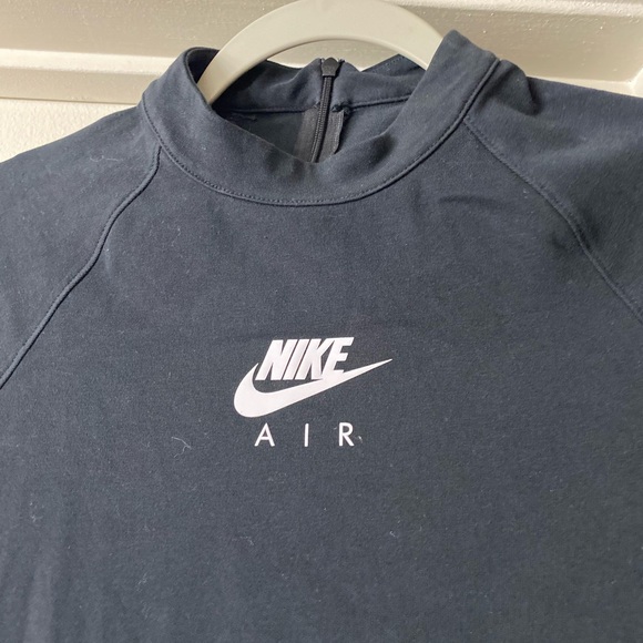 Nike Black and beautiful bodycon dress - Picture 3 of 5